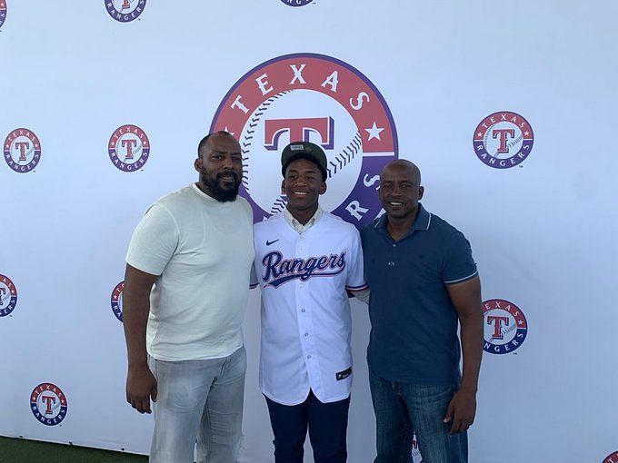 Vladimir Guerrero on X: Can't wait to be with my @Rangers friends again on  August 3-4  / X