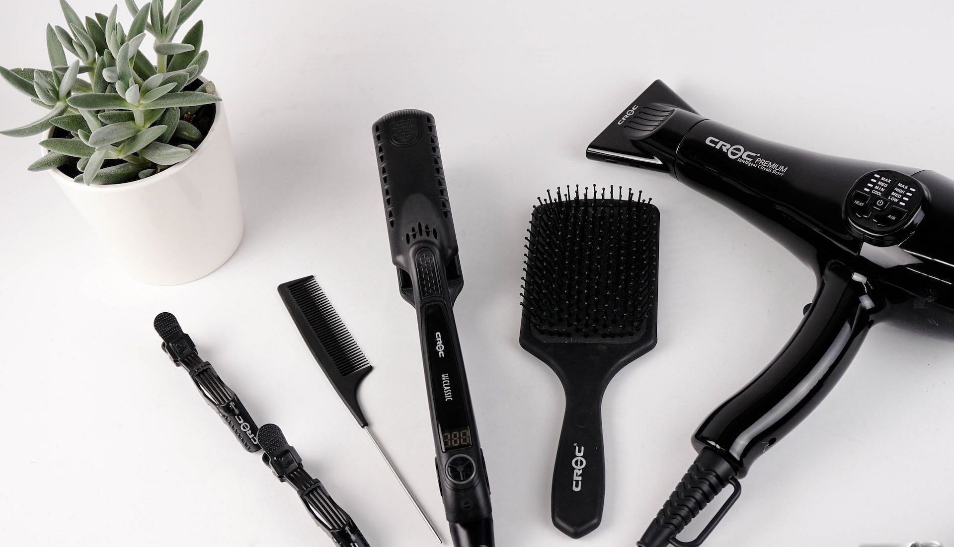 Clean hair tools (Photo by Shari Sirotnak on Unsplash)