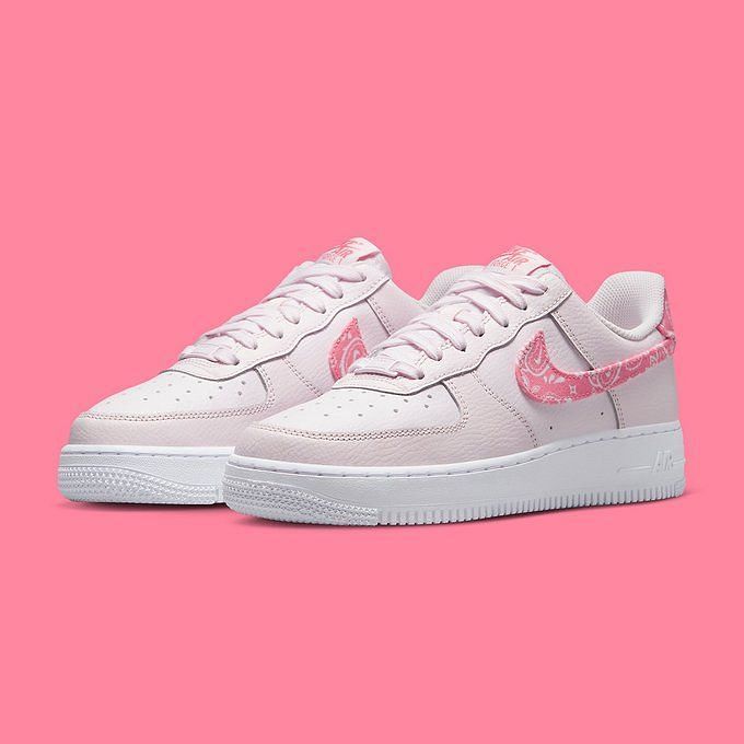 5 best pink Nike sneakers one can buy right now