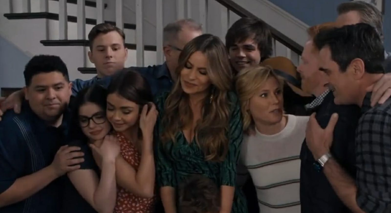 When Did Modern Family End   68353 16728456570154 