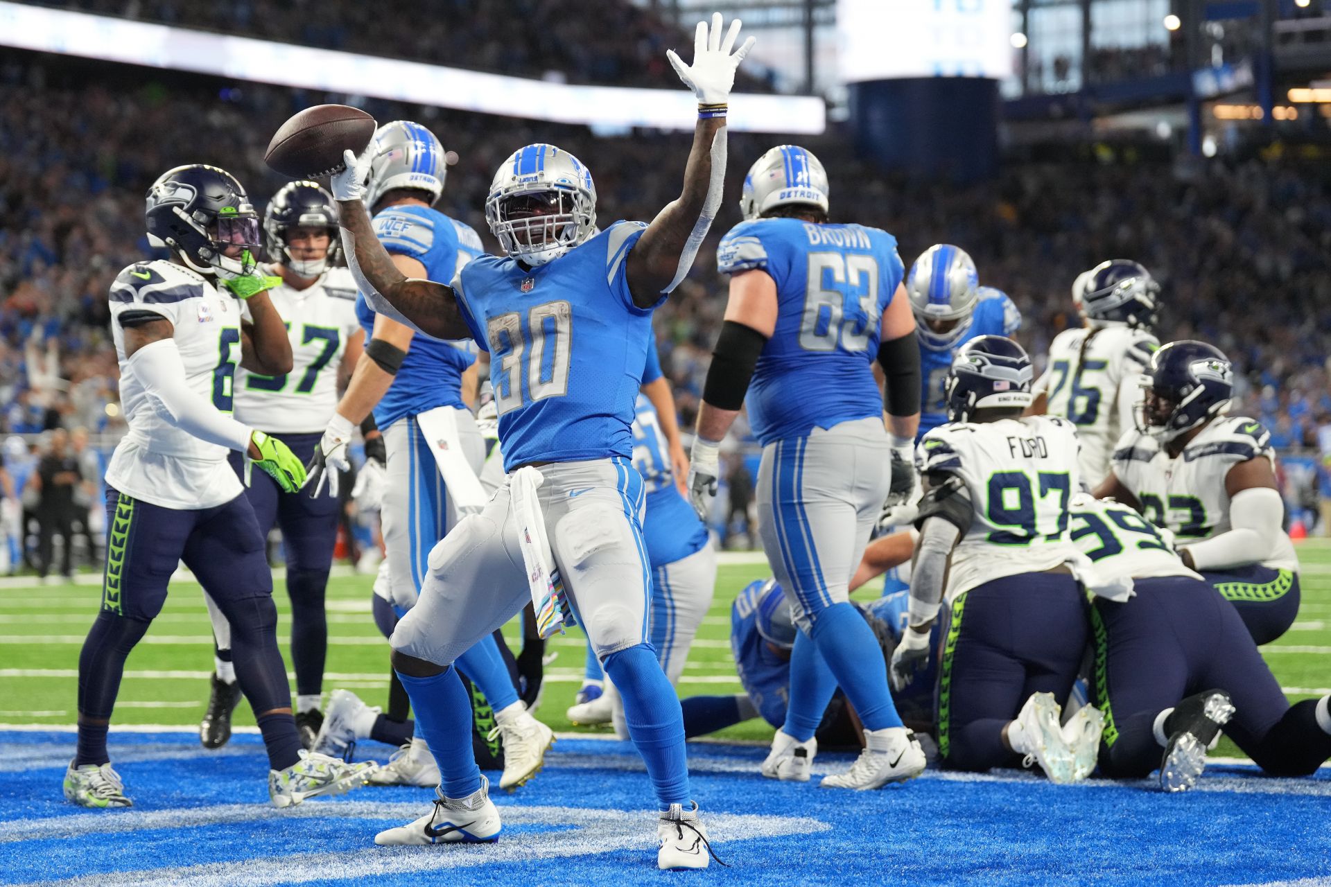 Detroit Lions: Jamaal Williams contract breakdown: How much money does RB  make playing for the Detroit Lions?