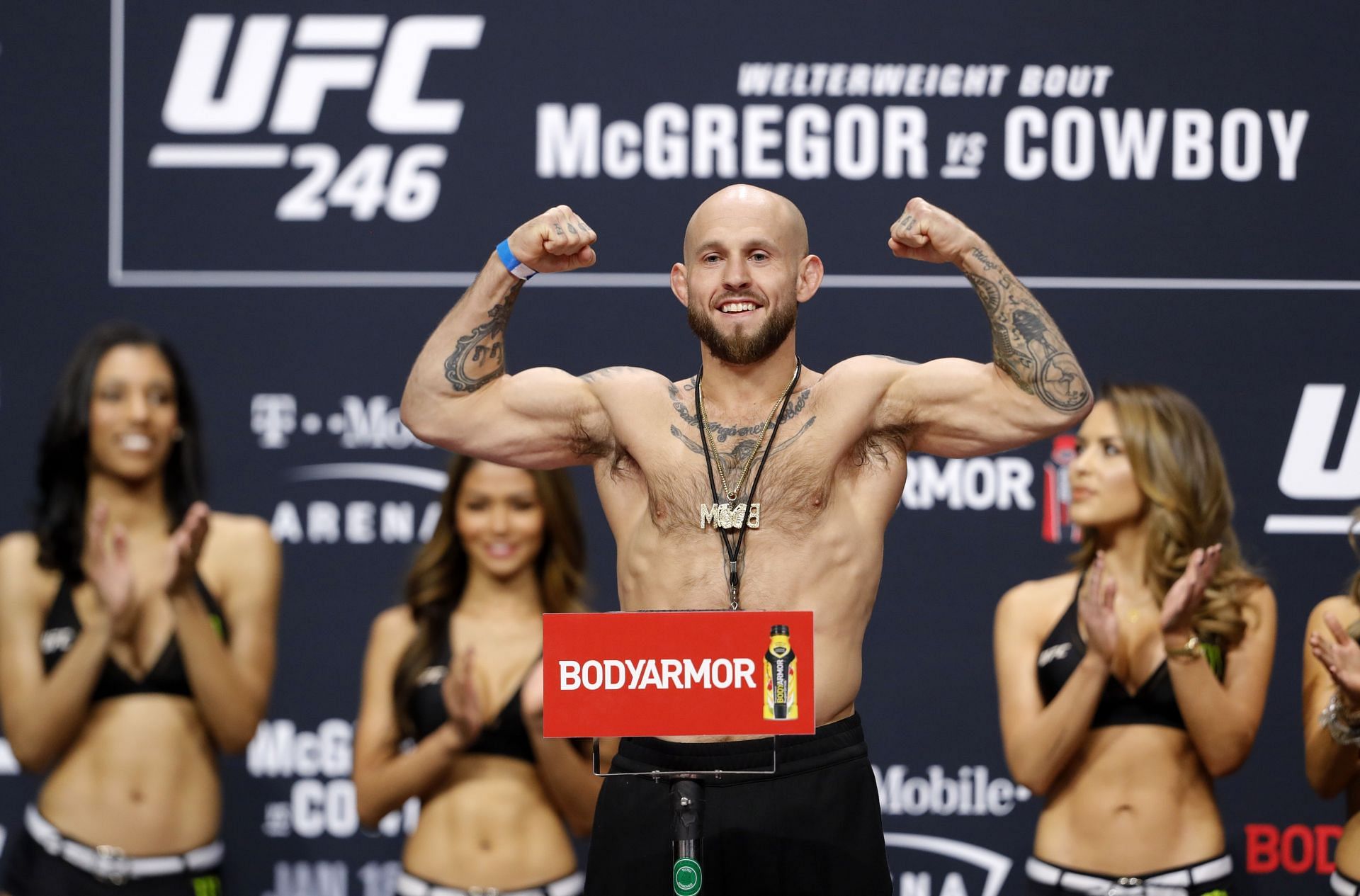 UFC 246 McGregor v Cowboy: Weigh-Ins