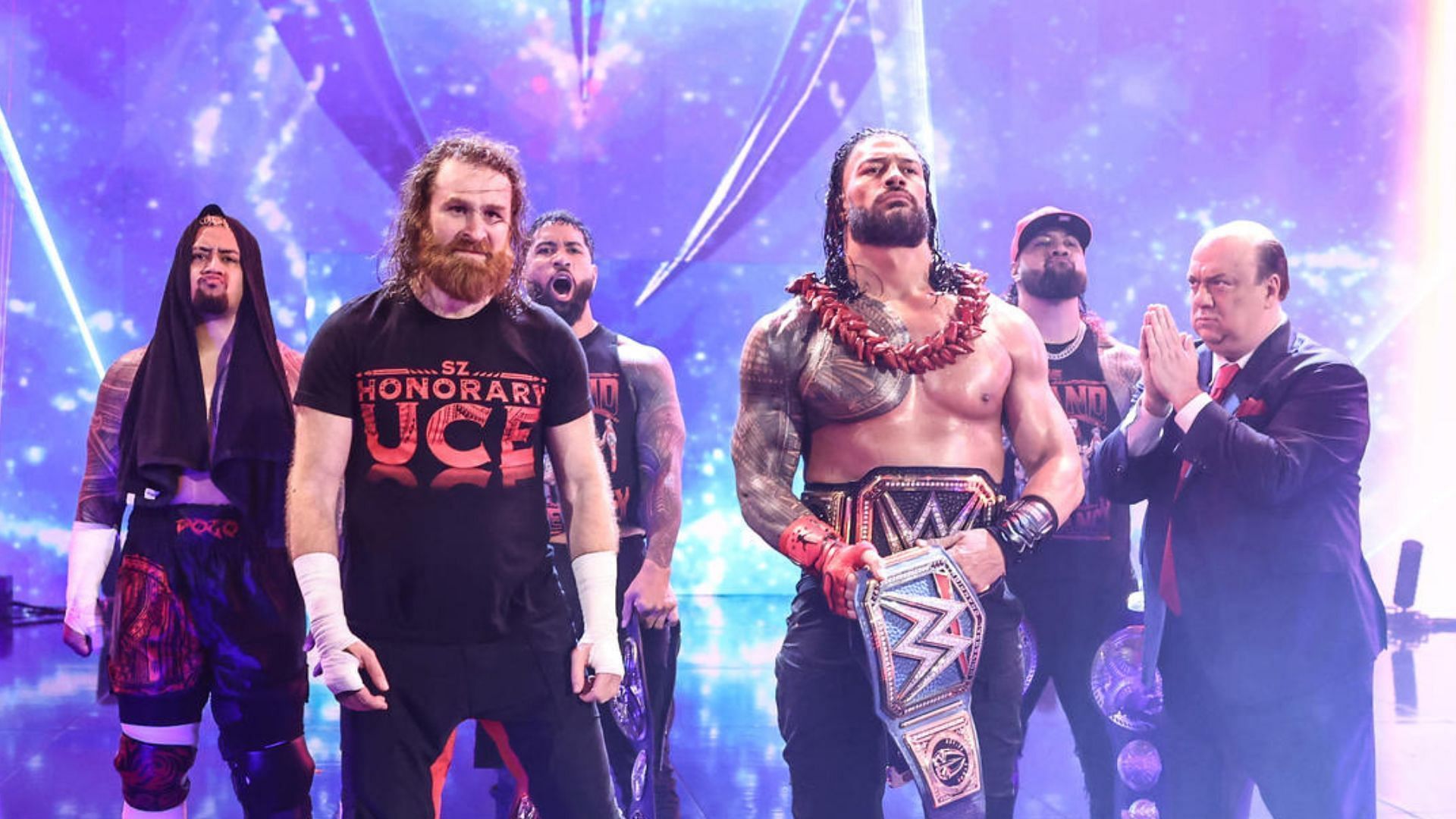 WWE Raw की शुरूआत में फैंस को आया मजा