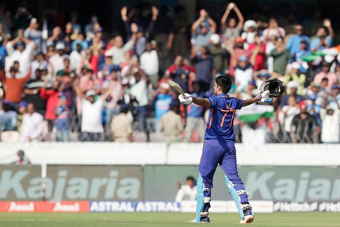Shubman Gill’s sublime 208 lifts India to 349/8 in 1st ODI vs New Zealand
