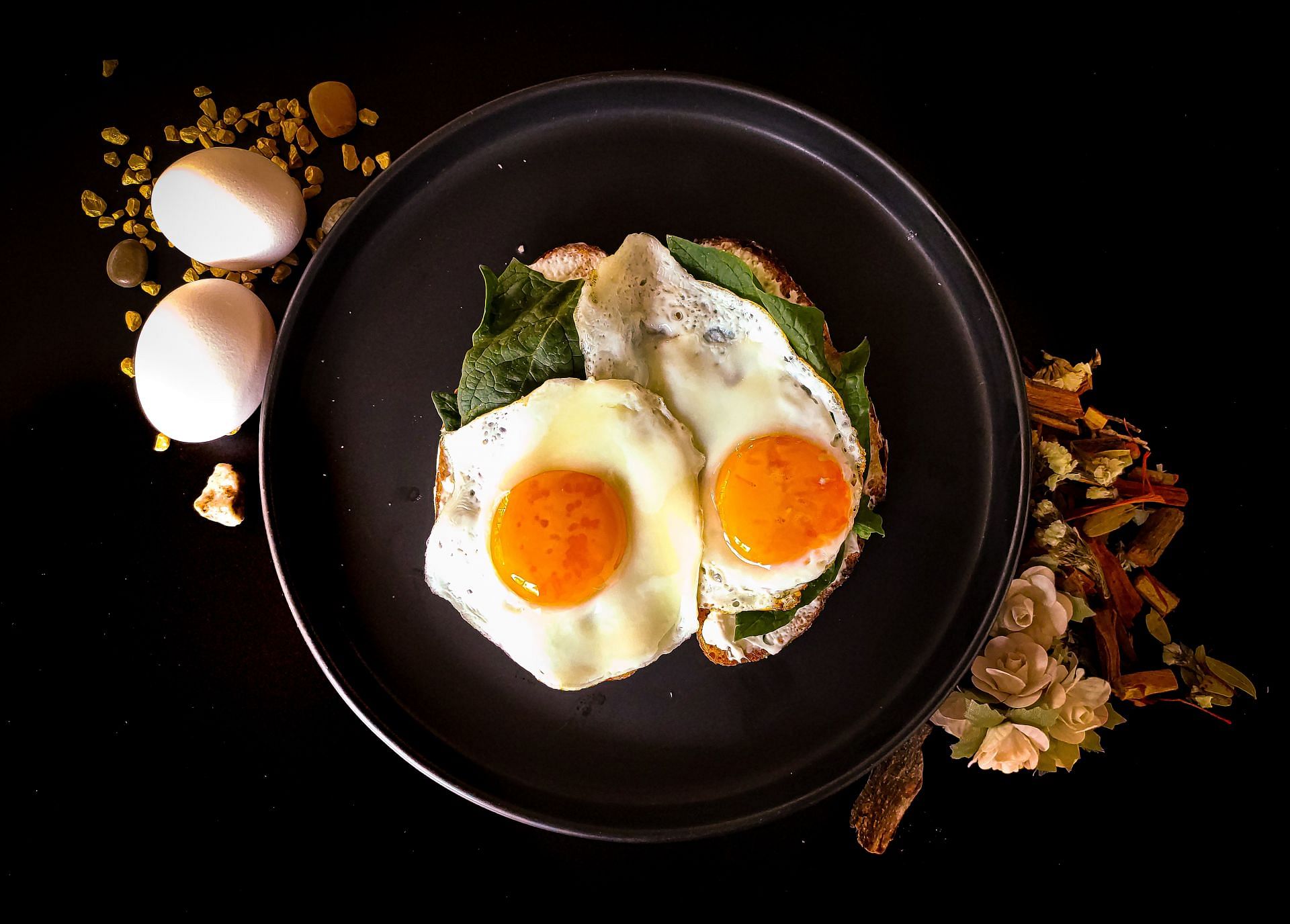 eggs are healthy sources of protein and nutrients. (Image via Unsplash / Coffeefy Worksafe)