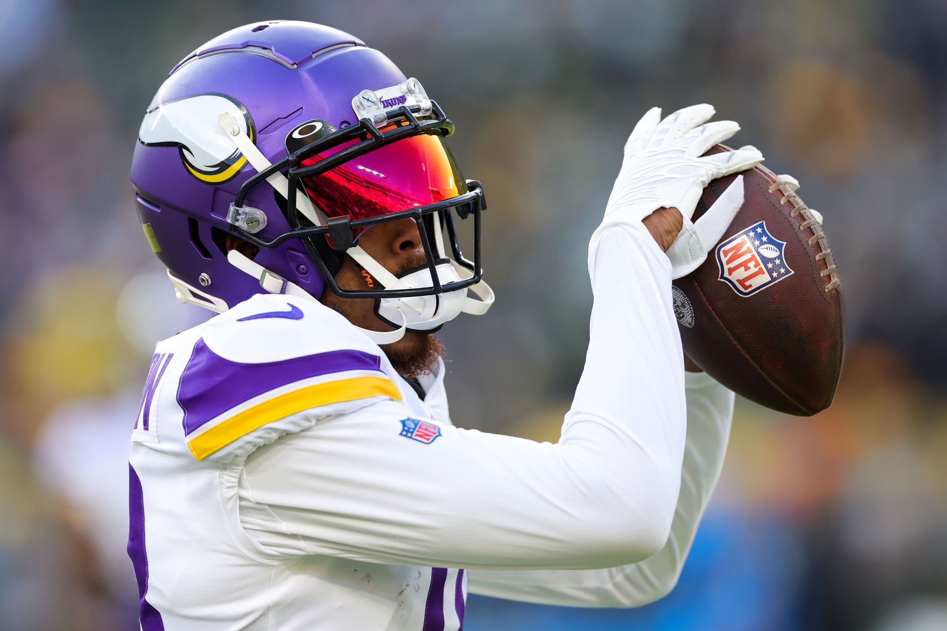 Vikings WR Justin Jefferson bolsters claim with career-best