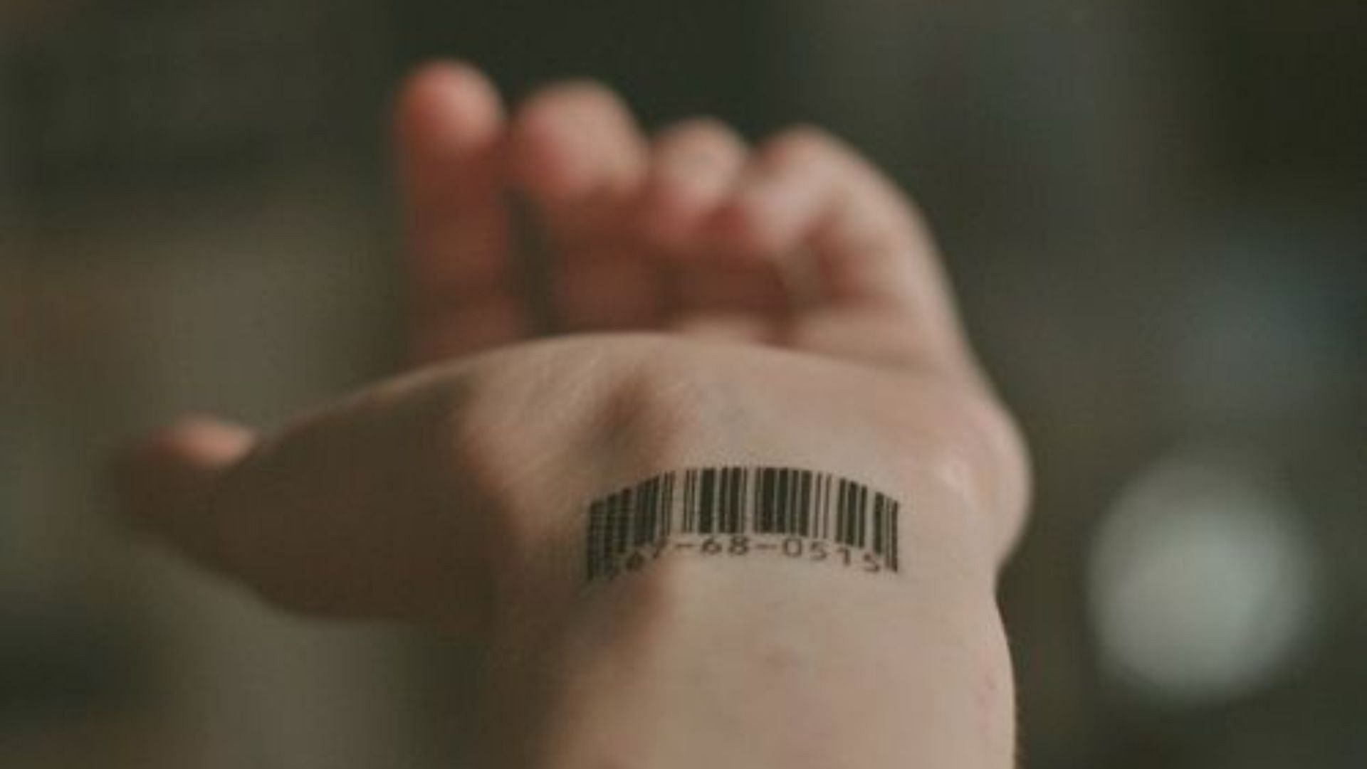 Aliens Tattoo - A tattoo with a QR code is both... | Facebook