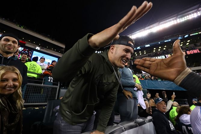 Mike Trout: "Nothing would be better than seeing the Niners beat the Cowboys"