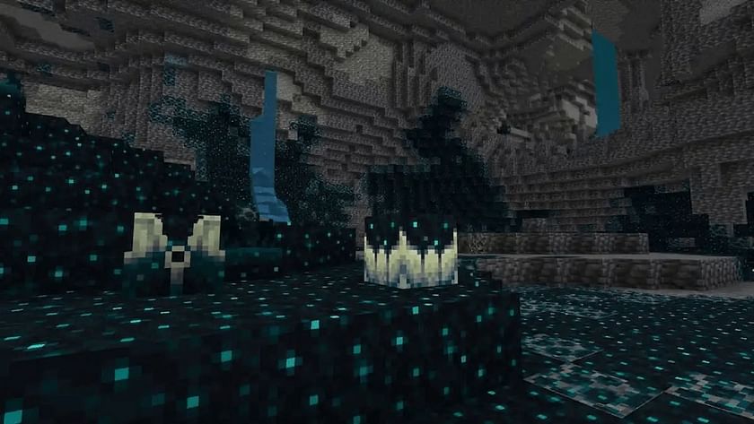 The Latest Minecraft Pocket Edition Allows You To Dig A Little Deeper And  Build A Little