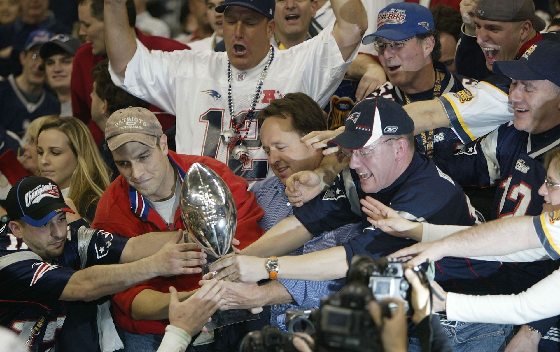 Patriots defeat Panthers to secure their second Super Bowl victory in 2004