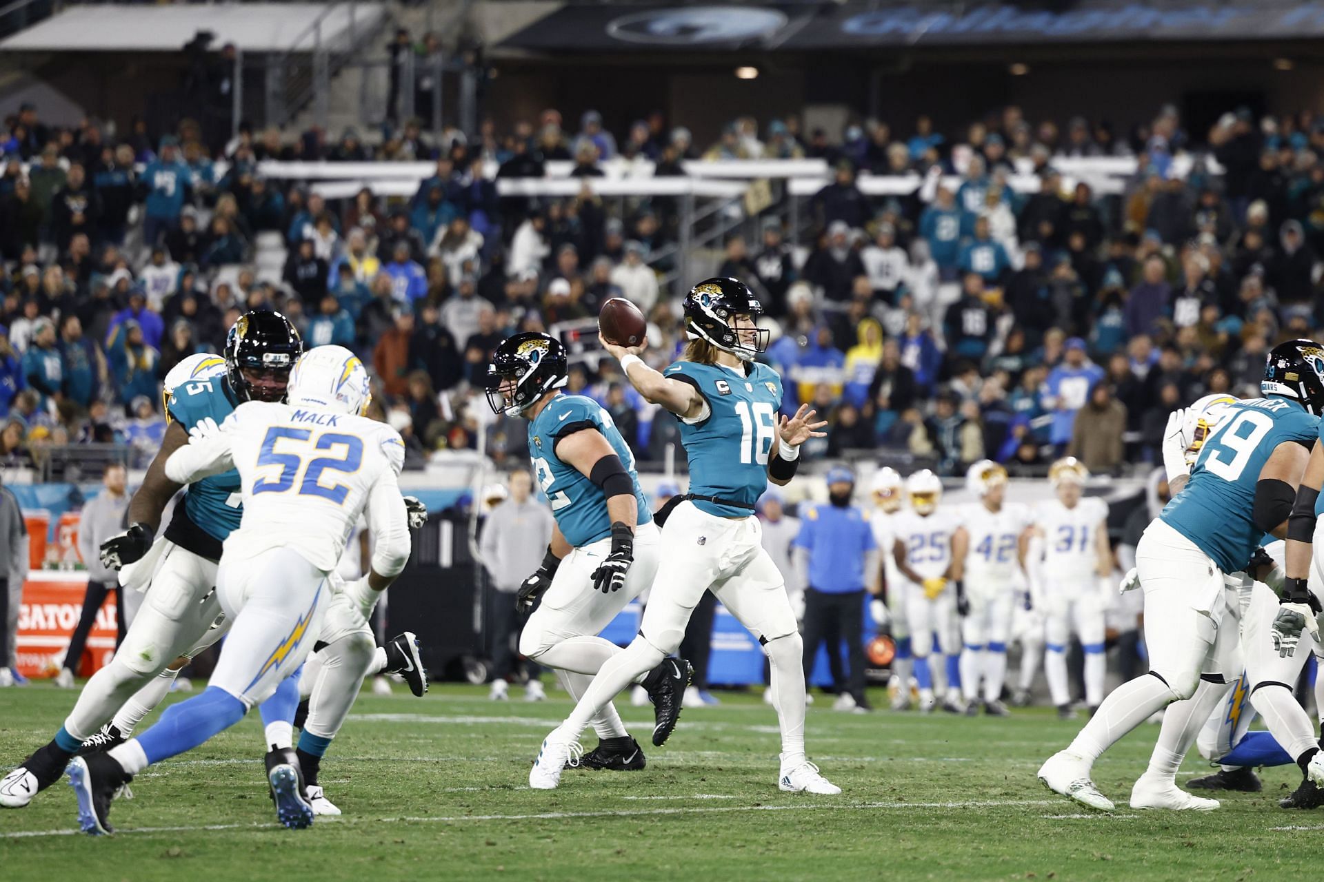 Chargers-Jaguars Recap: Bolts give up 27-0 lead, lose to Jacksonville -  Bolts From The Blue