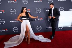 Watch: Steph Curry and Ayesha Curry make their way to the premiere of his documentary "Underrated"