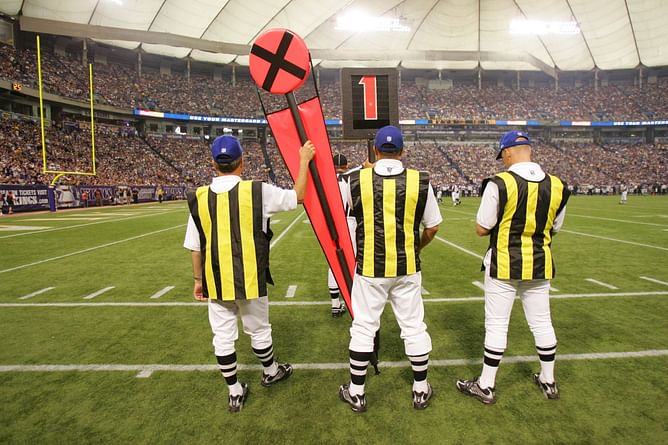 How much is the NFL chain gang's salary in 2023?