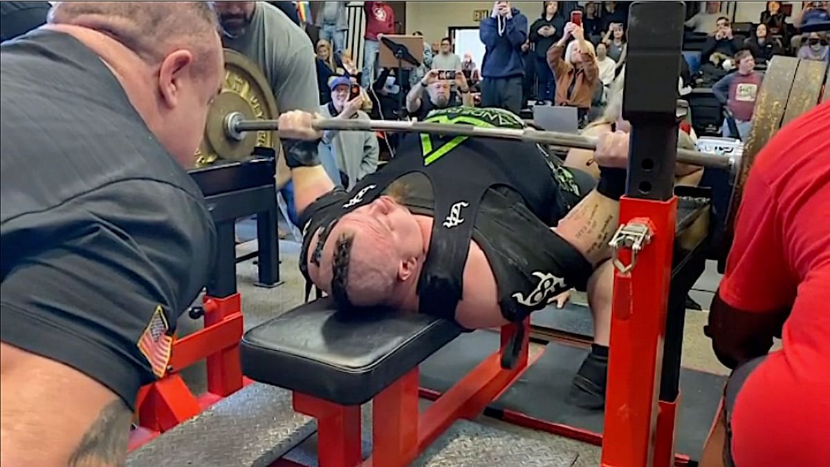 Who Holds the Heaviest Bench Press World Record?