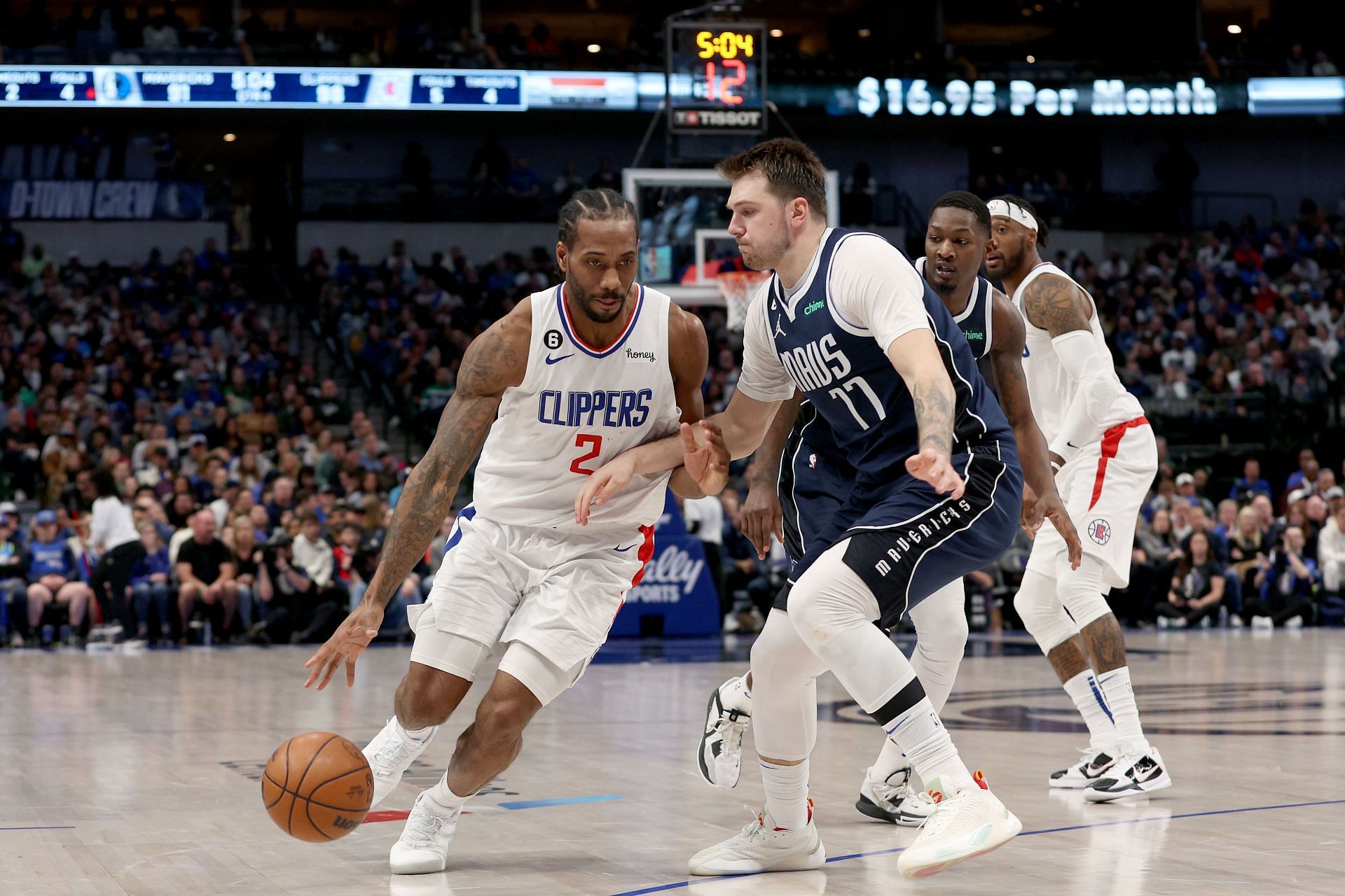 Los Angeles Clippers v Dallas Mavericks