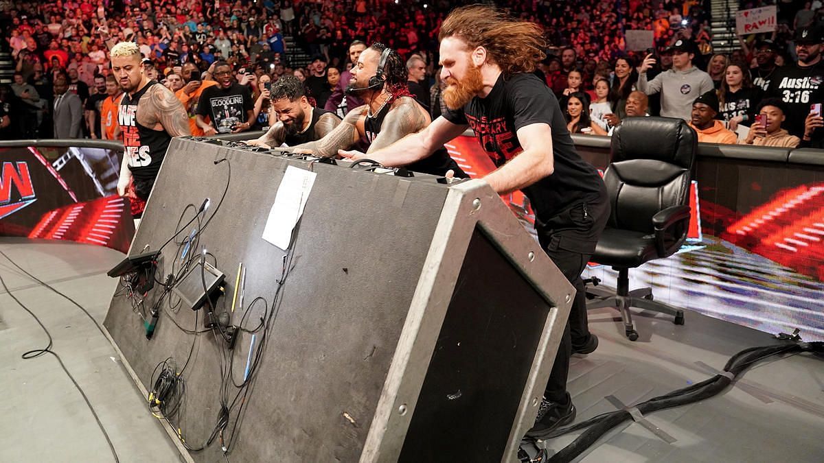 The Bloodline invaded Monday Night RAW this week