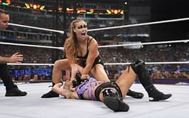 Royal Rumble 2023 से पहले Ronda Rousey को लगा बड़ा झटका, WWE के बड़े शो से हुई छुट्टी