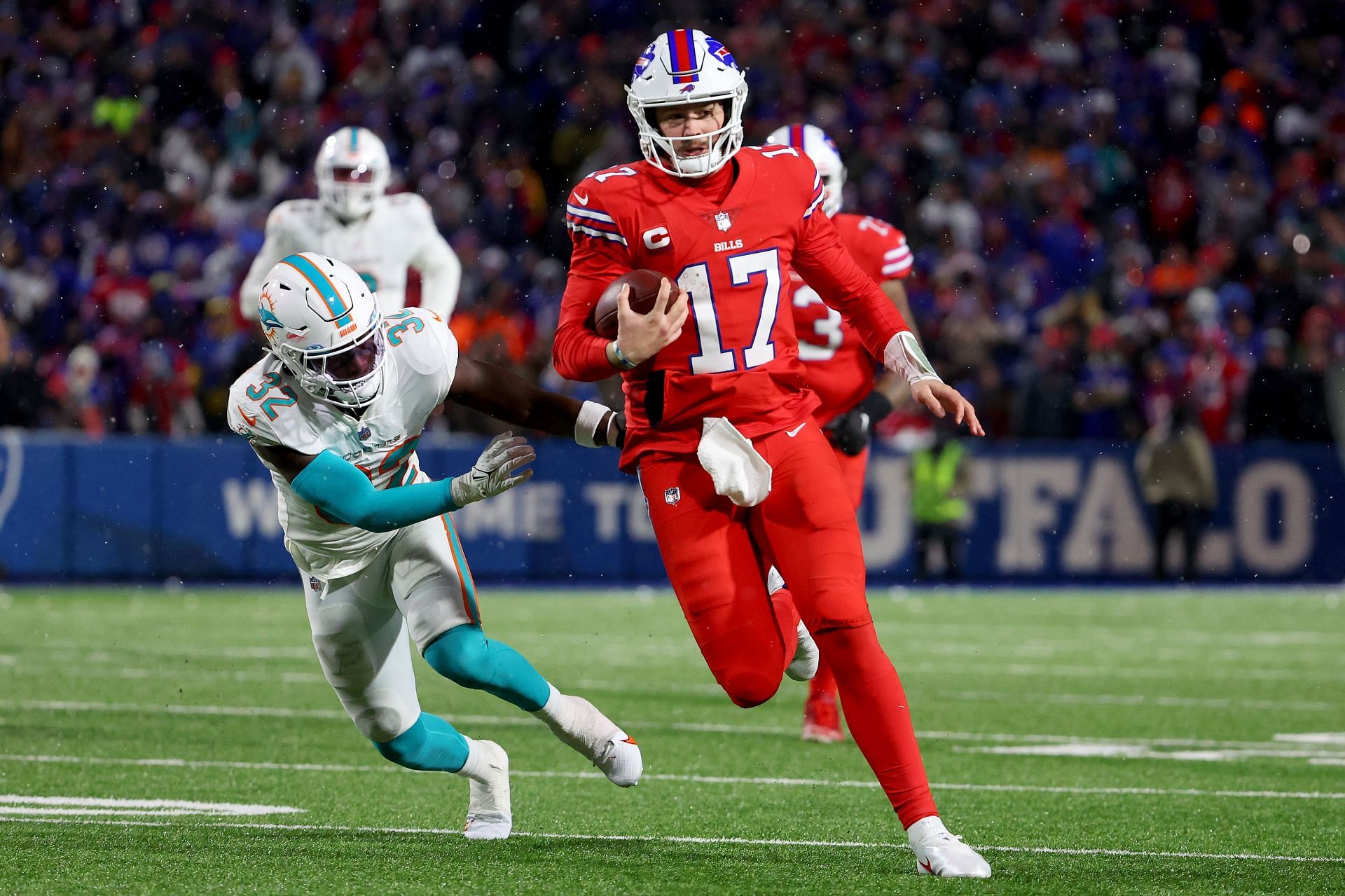 Miami Dolphins v Buffalo Bills