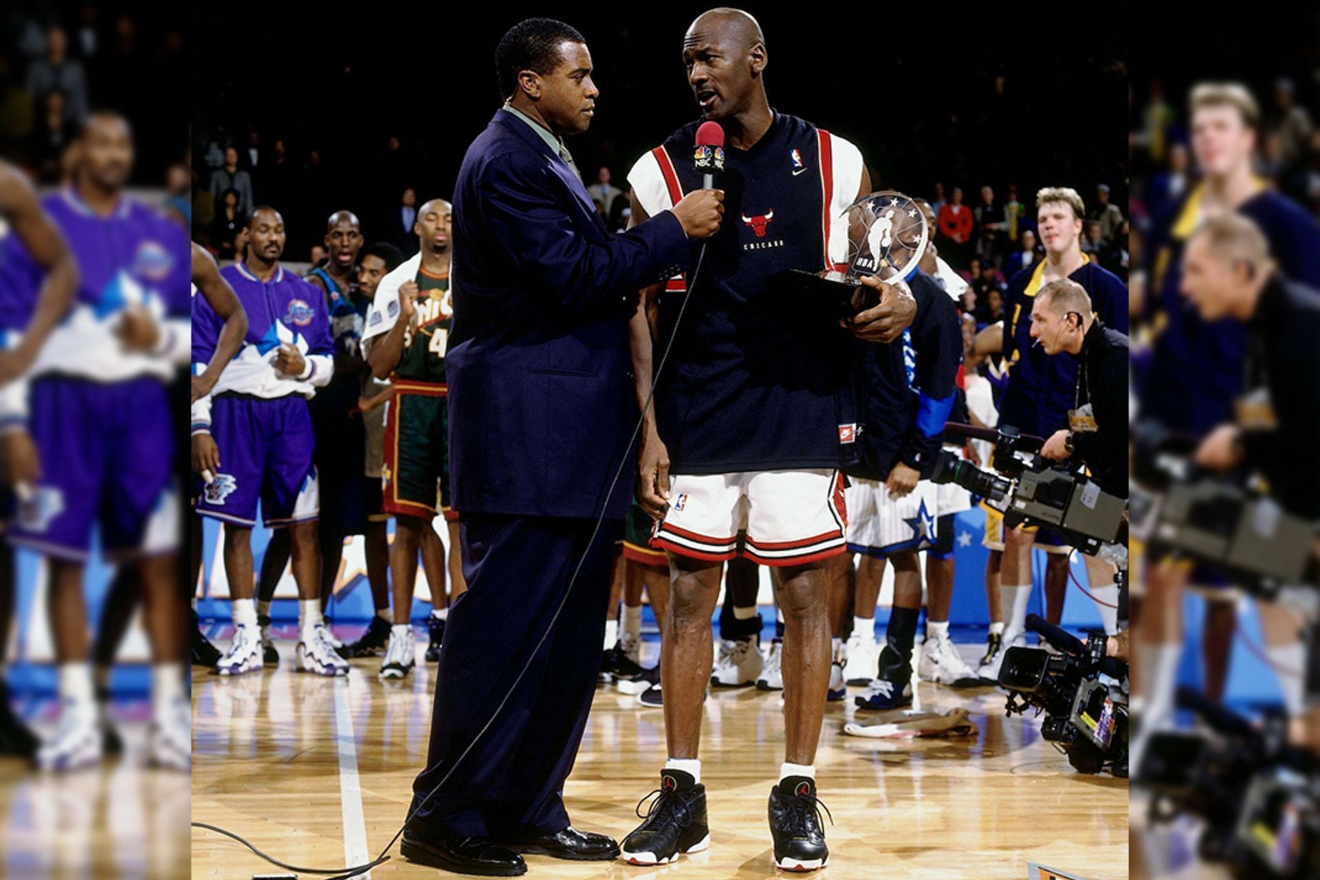 MJ wore the Playoff colorway in the NBA All-Star game of 1998 (Image via Sole Retriever)