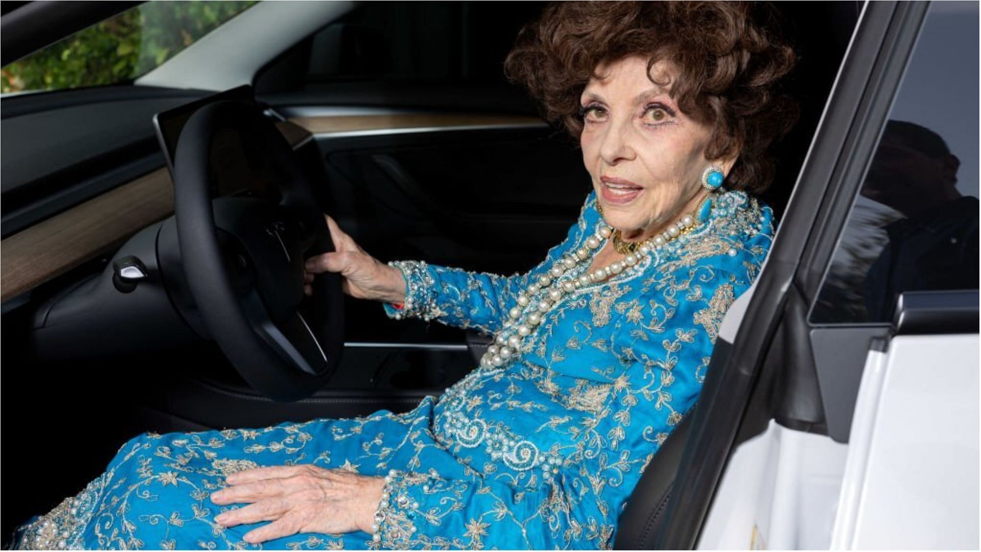 Gina Lollobrigida recently died at the age of 95 (Image via Daniele Venturelli/Getty Images)
