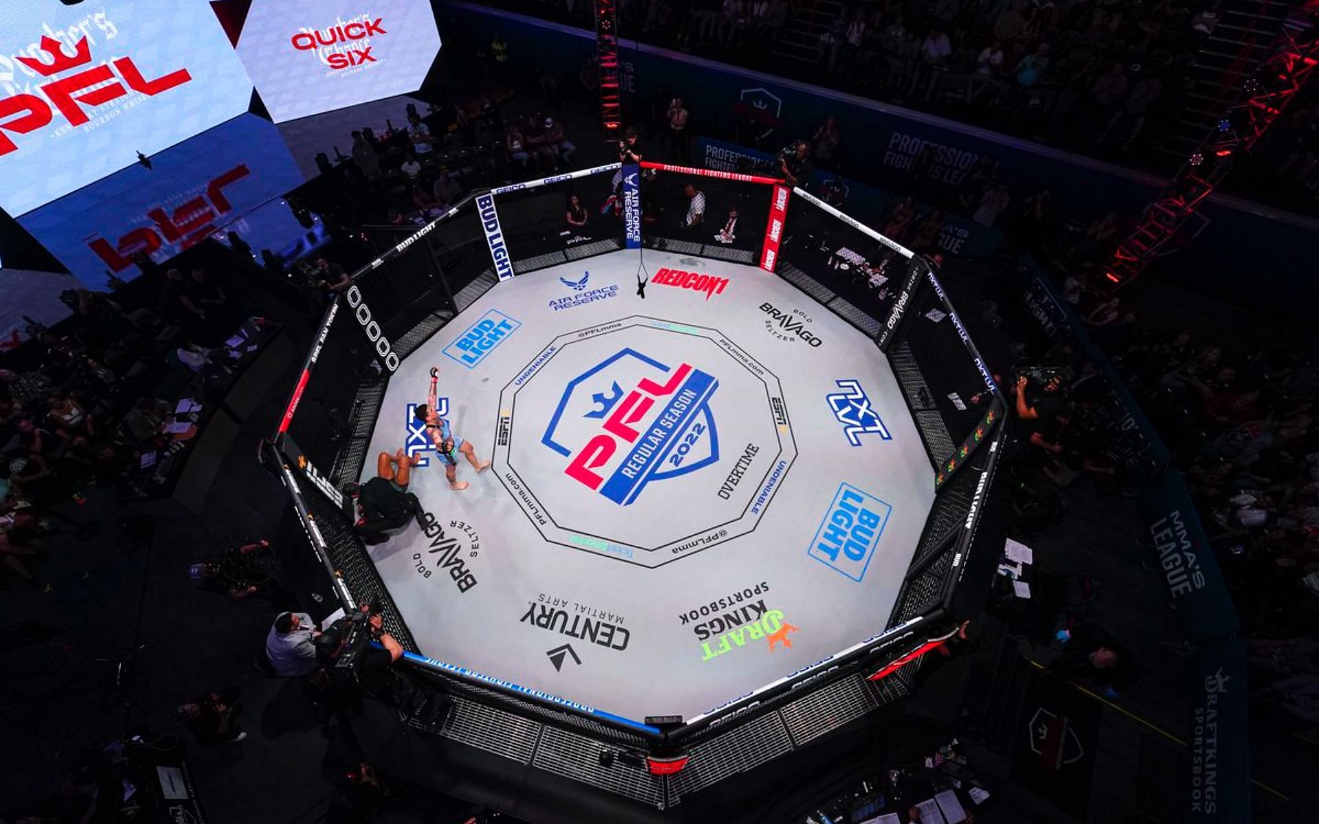 PFL Octagon [Image Courtesy: Official MMAFighting website ]