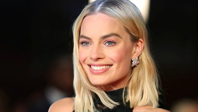 What Are the Margot Robbie Dating Memes? They're Going Viral