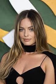 She is married so not real: Margot Robbie dating trend takes over Twitter,  leaves internet in splits