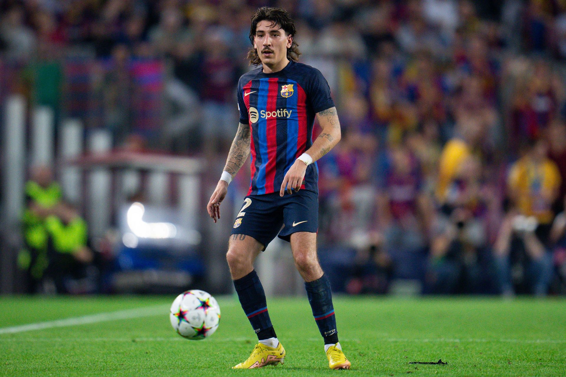 Hector Bellerin: Arsenal due sell-on clause as Barcelona seal free