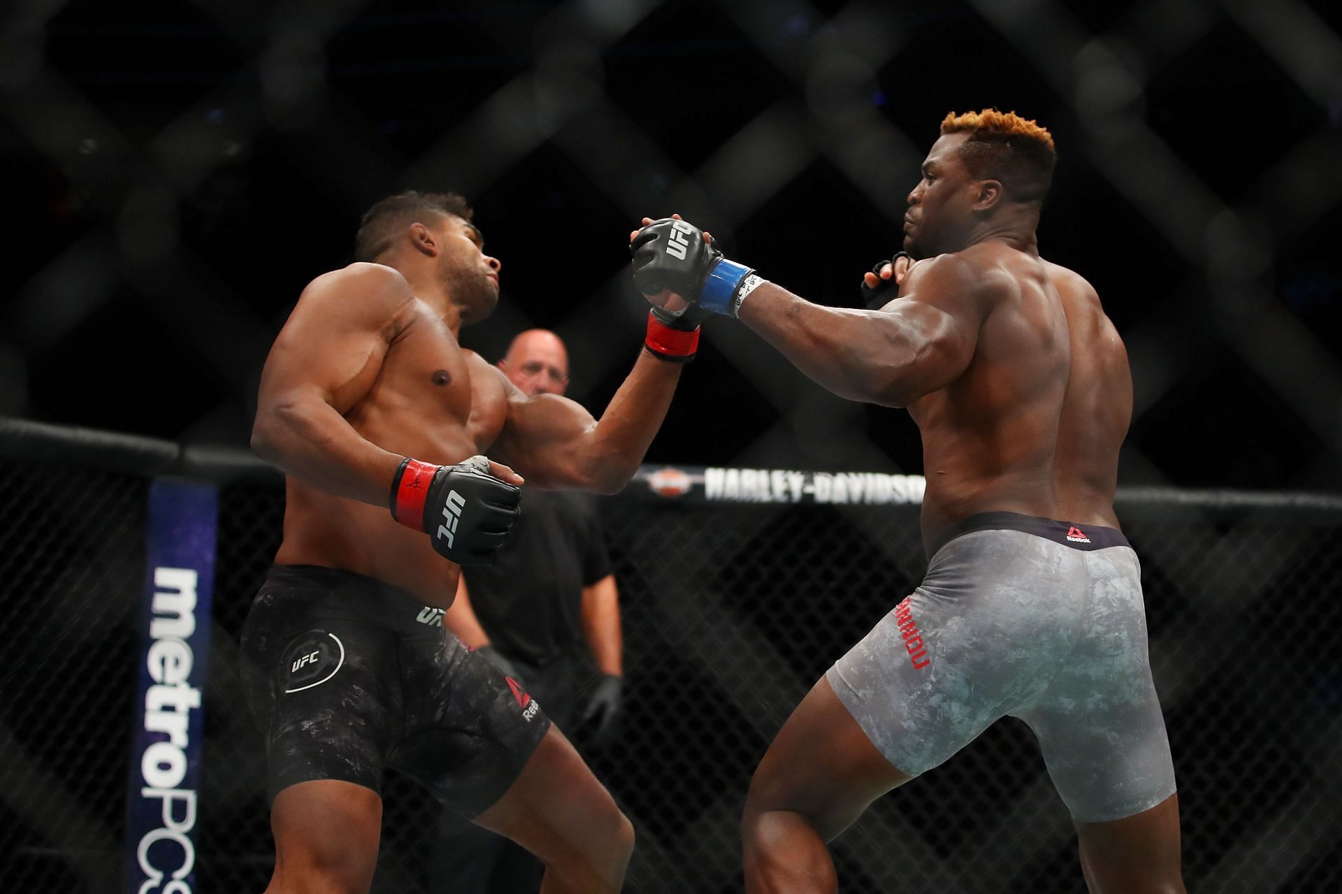 Francis Ngannou&#039;s power was devastating against Alistair Overeem