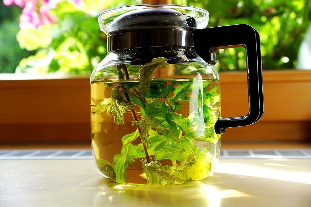 benefits 3 Health Benefits and 3 Side Effects of Peppermint Tea