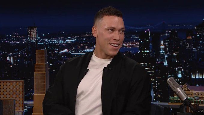 New York Yankees Fans Fall Flat as Aaron Judge Shares a Striking Moment  With Derek Jeter's Glorious Ex-Teammate and Fellow Superstars During Spring  Training - EssentiallySports