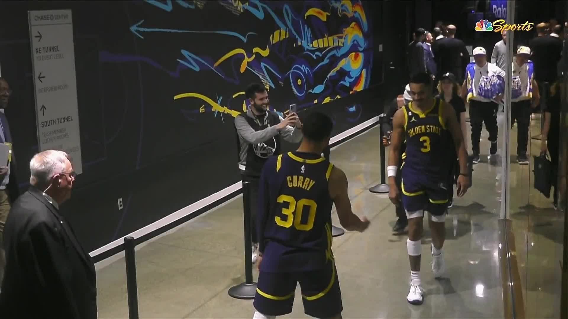Jordan Poole reacts to Steph Curry throwing mouth piece, ejected vs.  Grizzlies