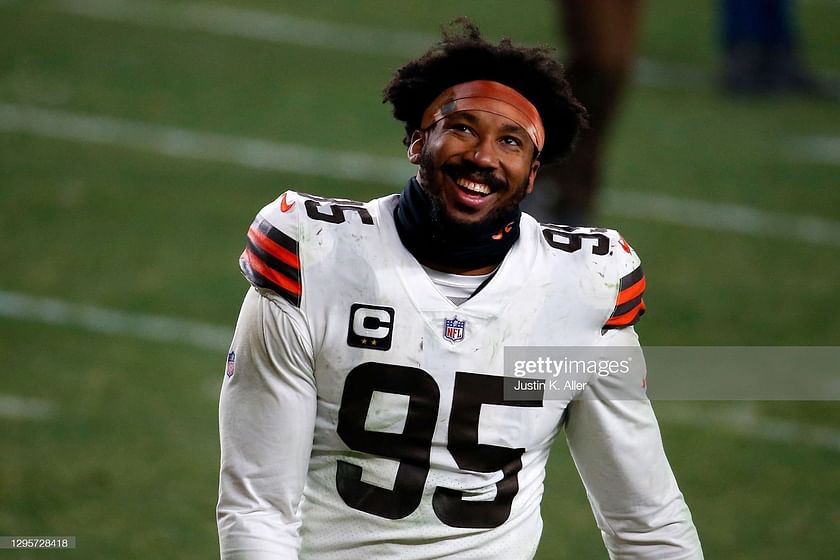 Browns star Myles Garrett suffers minor injuries after his Porsche involved  in rollover accident - The Boston Globe