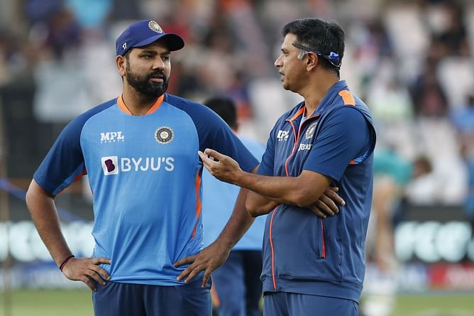 "Der aaye, durust aaye" - Former Pakistan cricketer on BCCI's meeting on future of Indian cricket