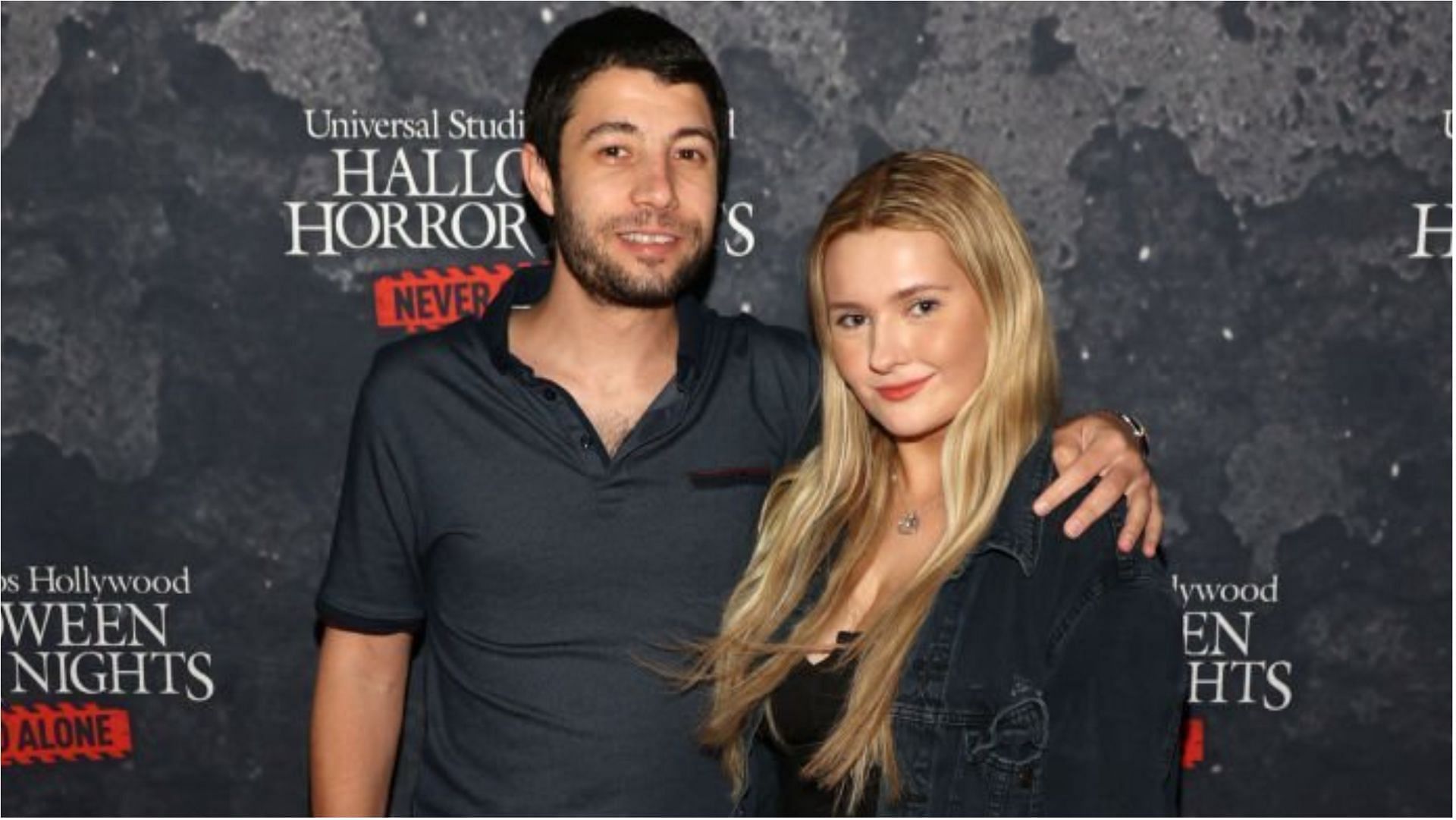 Abigail Breslin and Ira Kunyansky got engaged in 2022 (Image via Rich Polk/Getty Images)