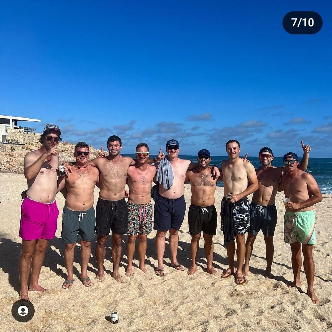Justin Thomas with friends (Image via Instagram/ Justin Thomas)