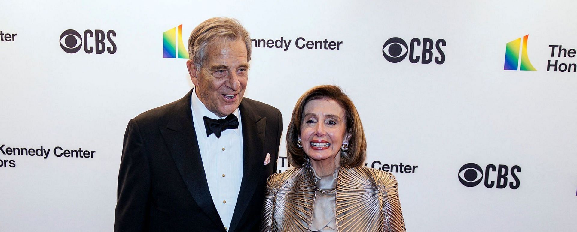 Alleged snoring noises in Paul Pelosi hammer attack video left netizens confused (Image via Getty Images)