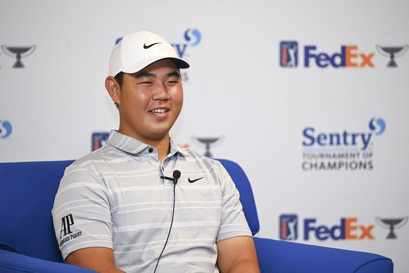 “It’s very cool for me” Tom Kim starts 2023 by signing a headtotoe