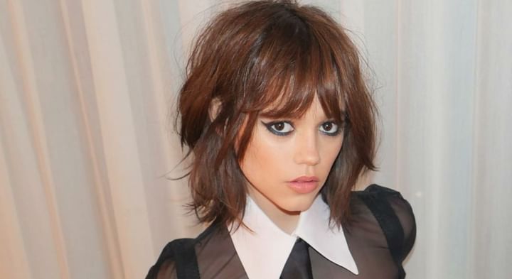 How tall is Jenna Ortega?