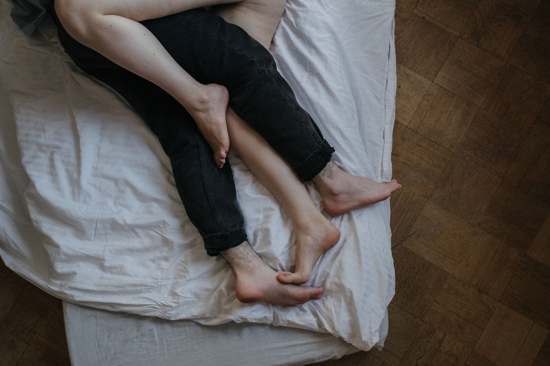 Pelvic floor exercises can improve sex life. (Photo via Pexels/Ron Lach)