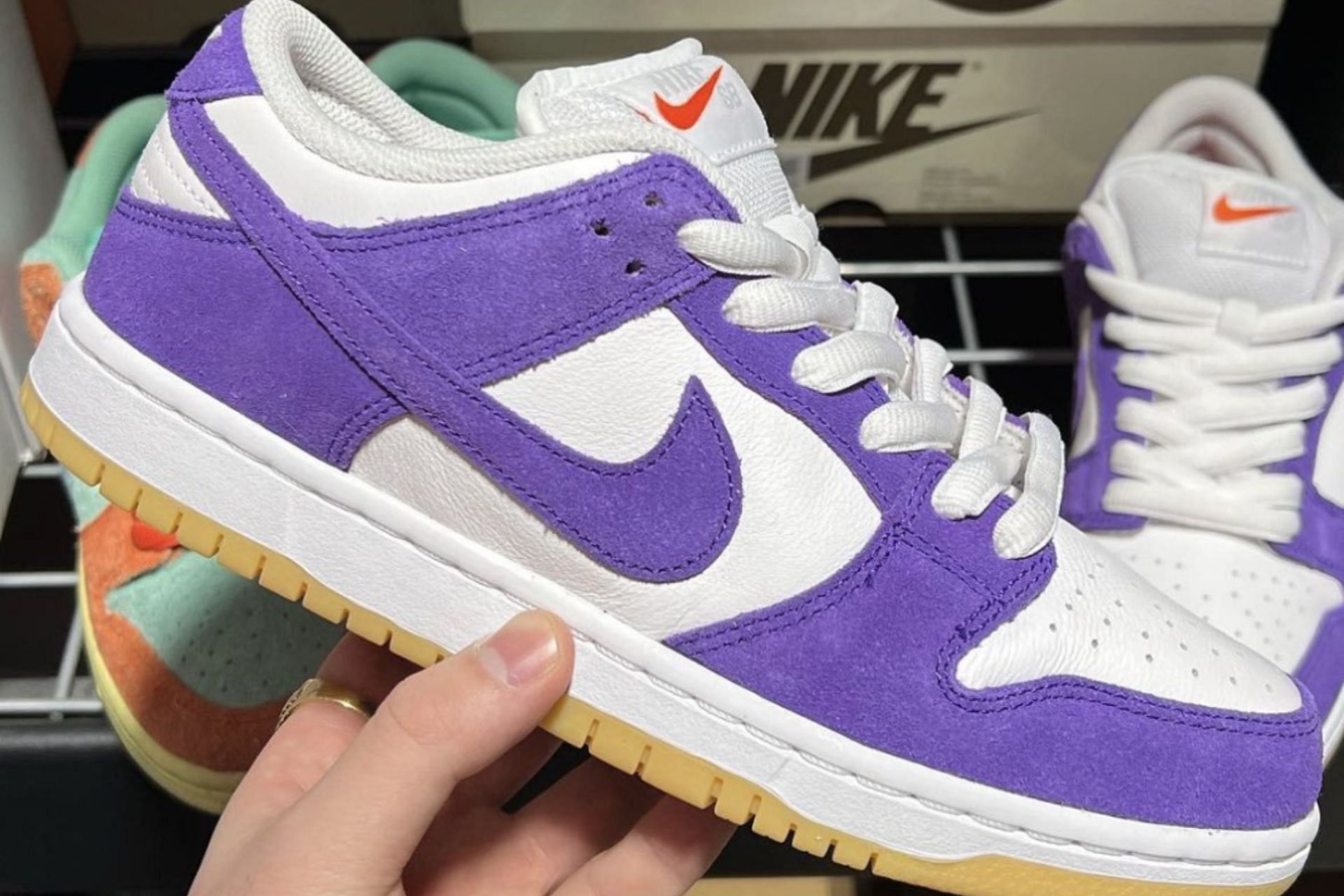 The in-hand look at the Court Purple Gum colorway of SB Dunk Low shoes (Image via Instagram/@masterchefian)