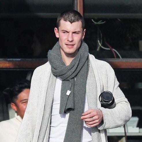 “I’m grieving”: Fans react as Shawn Mendes’ new haircut goes viral online