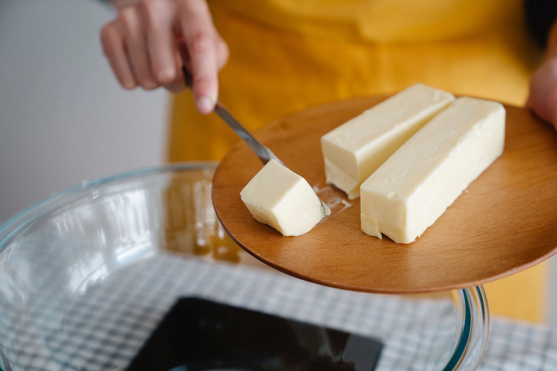 There are many health benefits of butter. (Photo via Pexels/Felicity Tai)