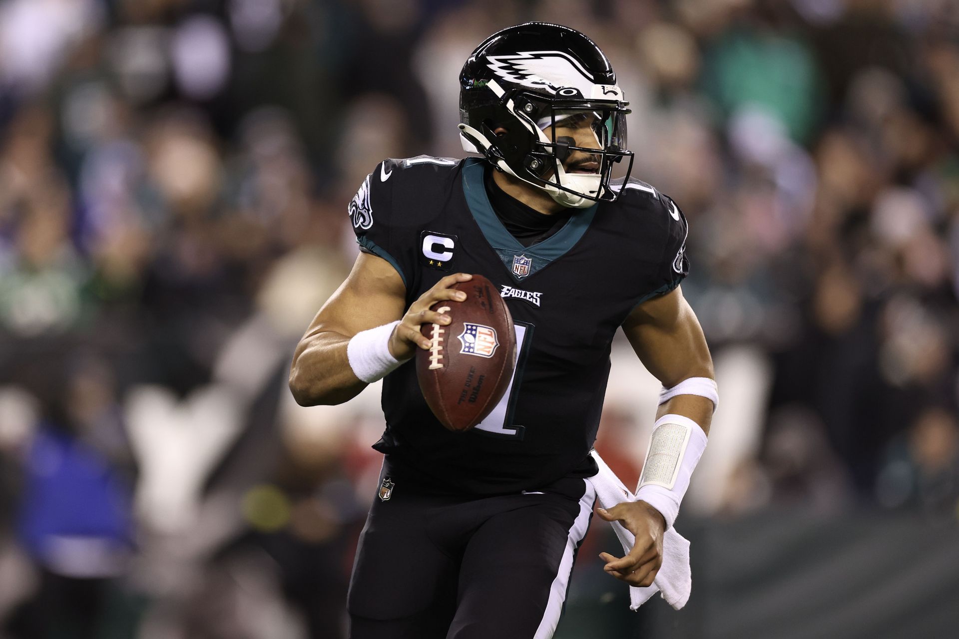 jalen hurts eagles black jersey｜TikTok Search