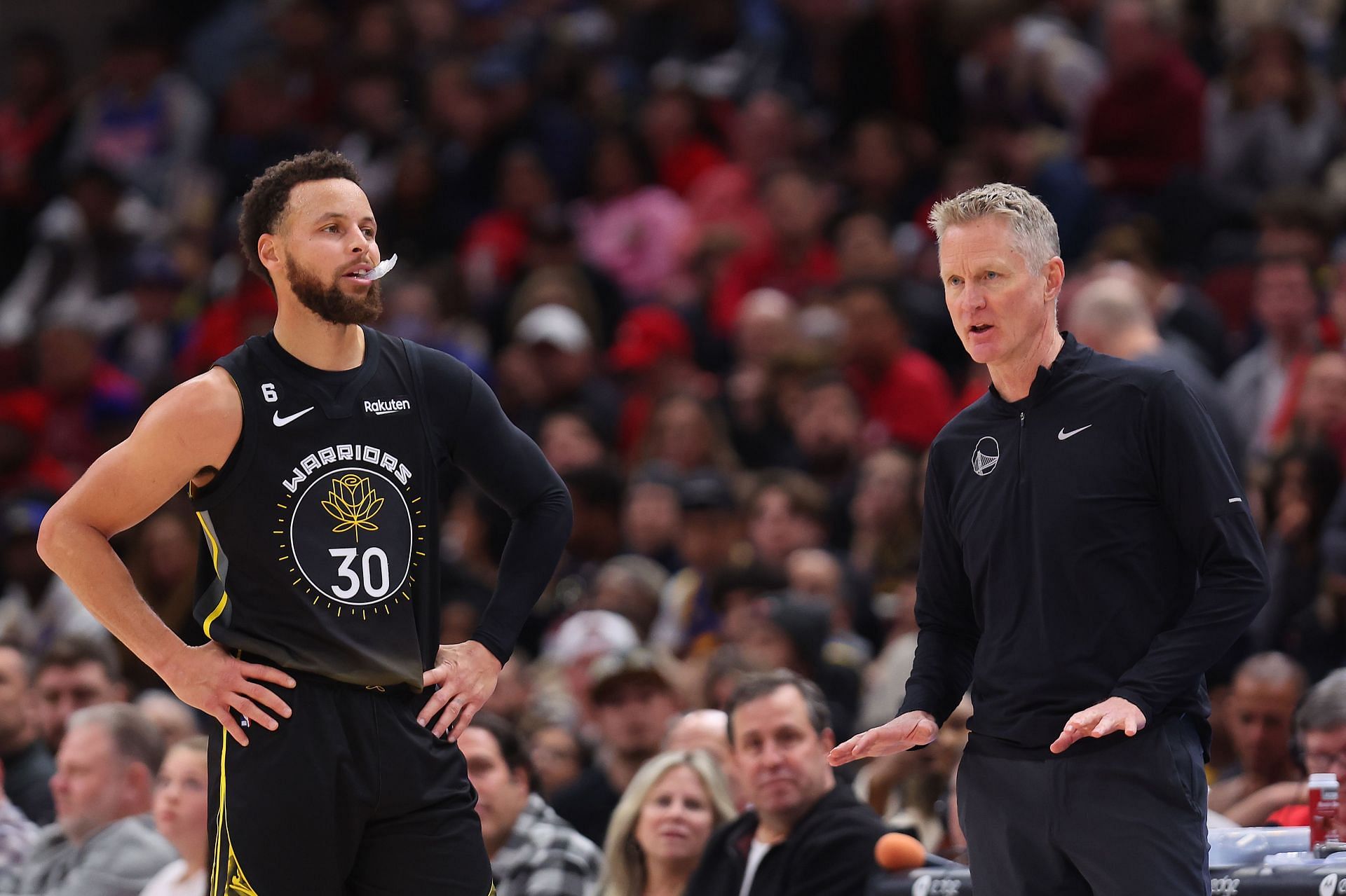 Steph Curry of the Golden State Warriors against the Chicago Bulls