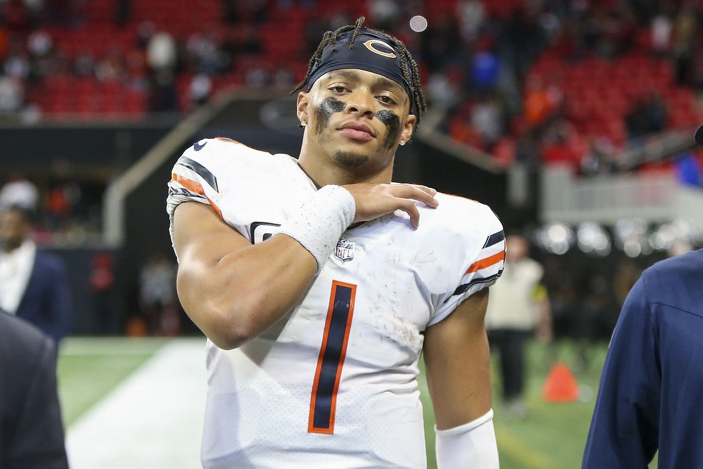 Bears' Justin Fields out for Week 18 vs. Vikings with hip injury; Nathan  Peterman to start at QB 