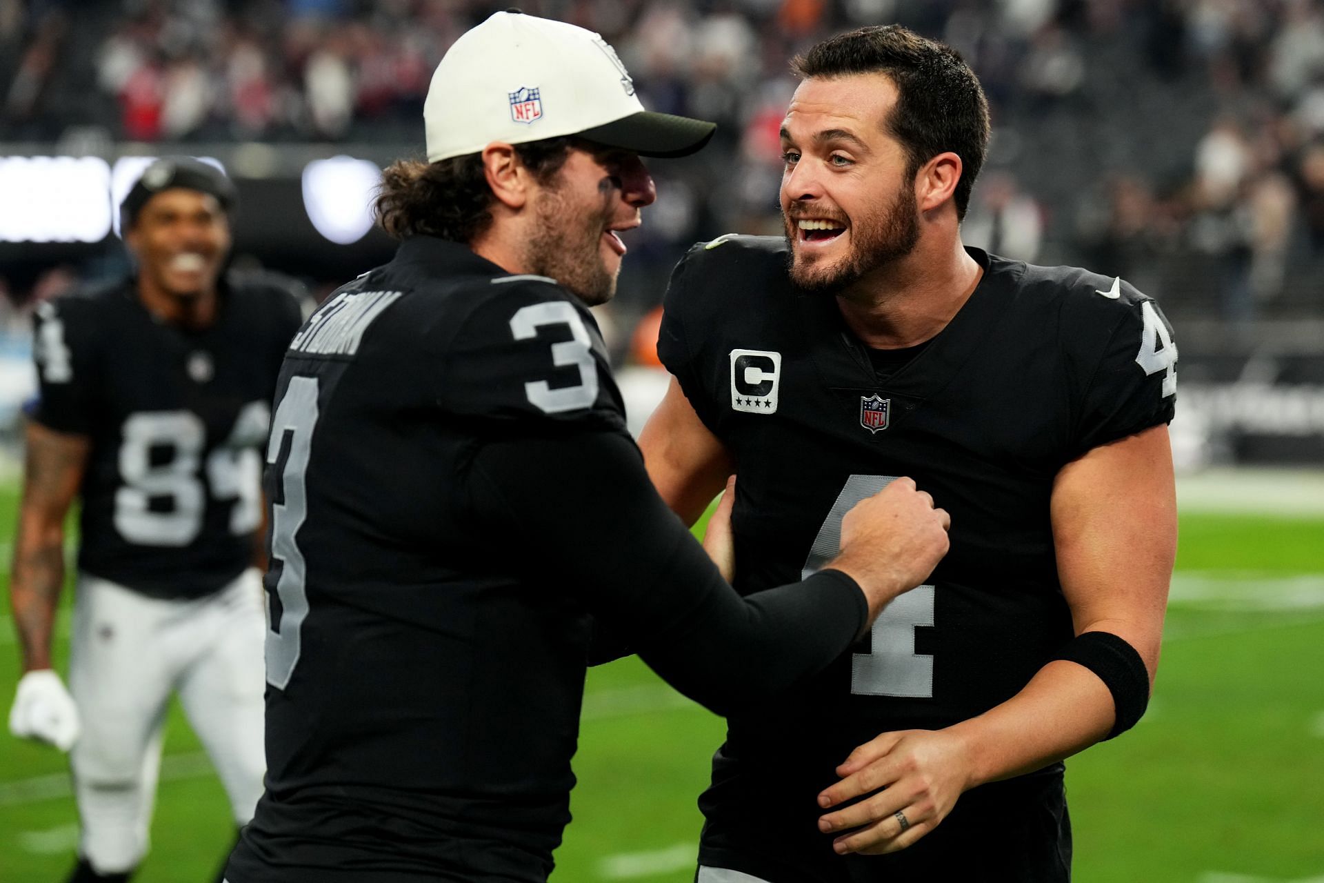 Who will be the starting quarterback for the Raiders in 2022?