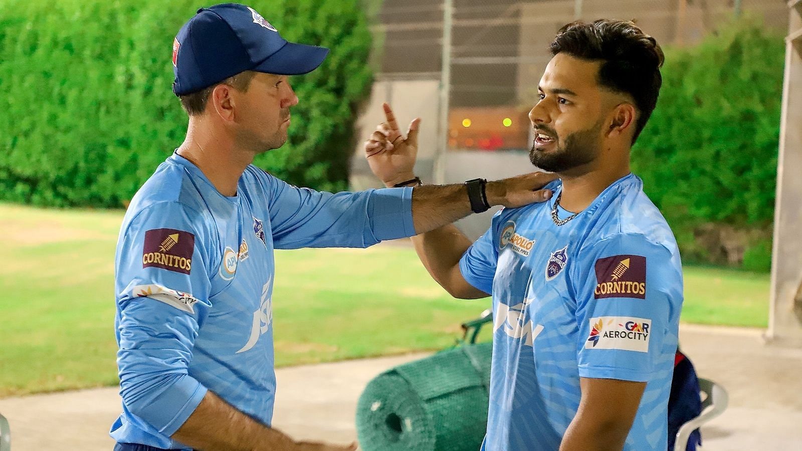 Ricky Ponting and Rishabh Pant 