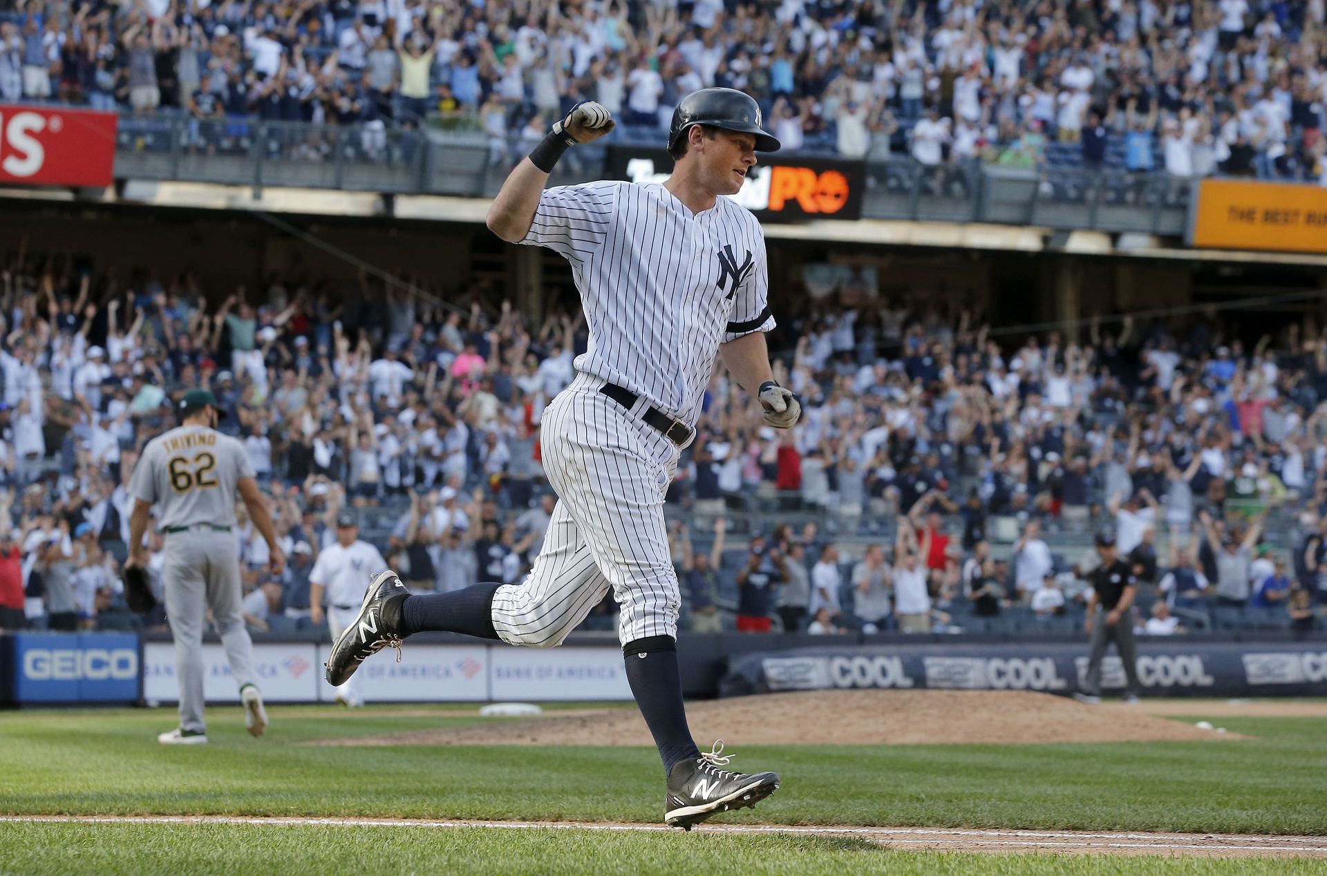 DJ LeMahieu will try to prove he can have a rebound season