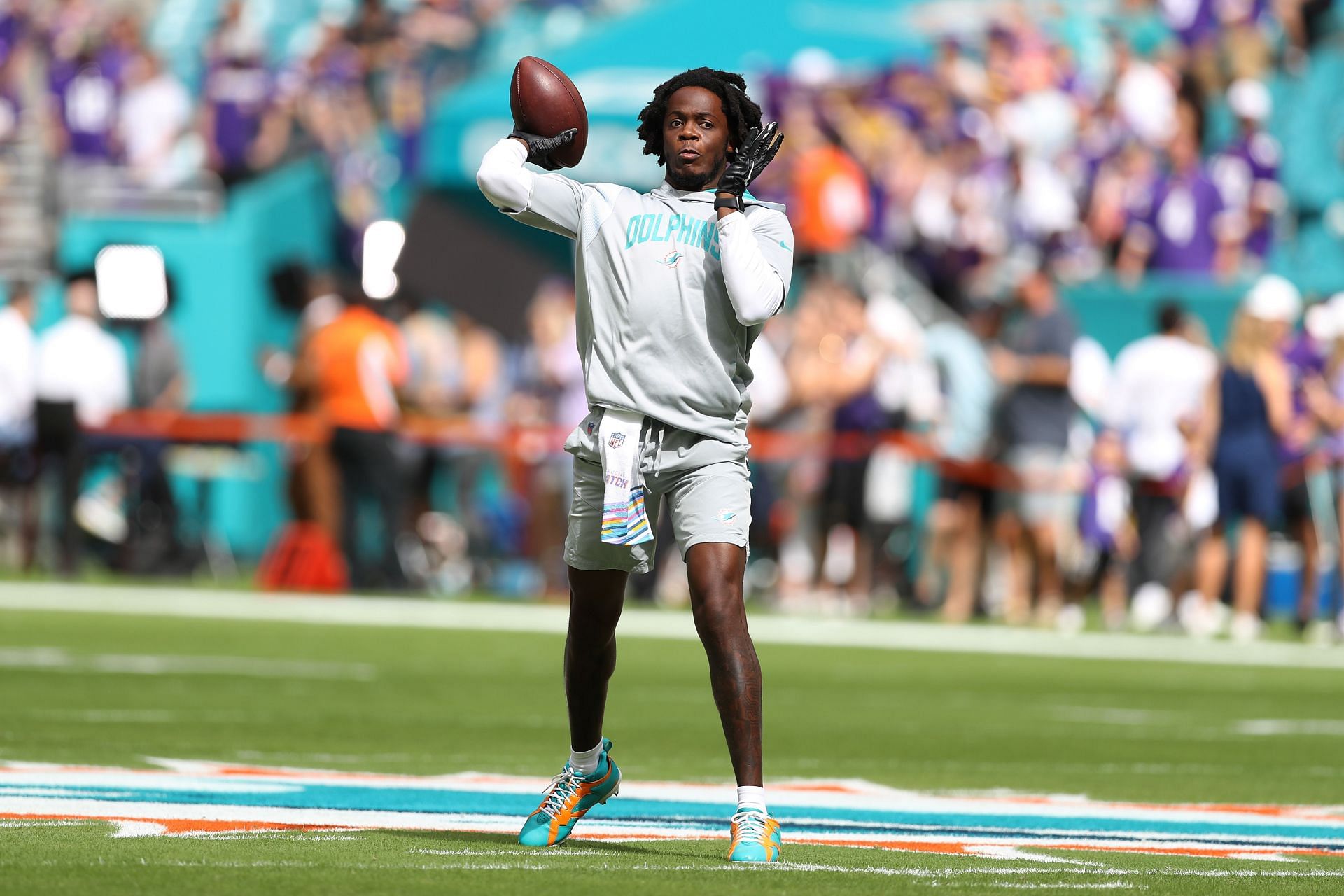 Dolphins preparing to start Teddy Bridgewater or Skylar Thompson in Wk 18